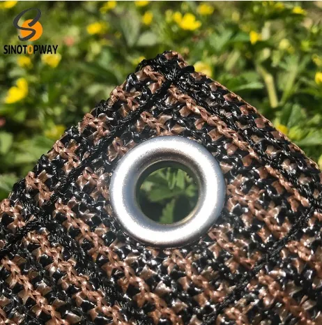 Grünes Schattennetz für Balkon